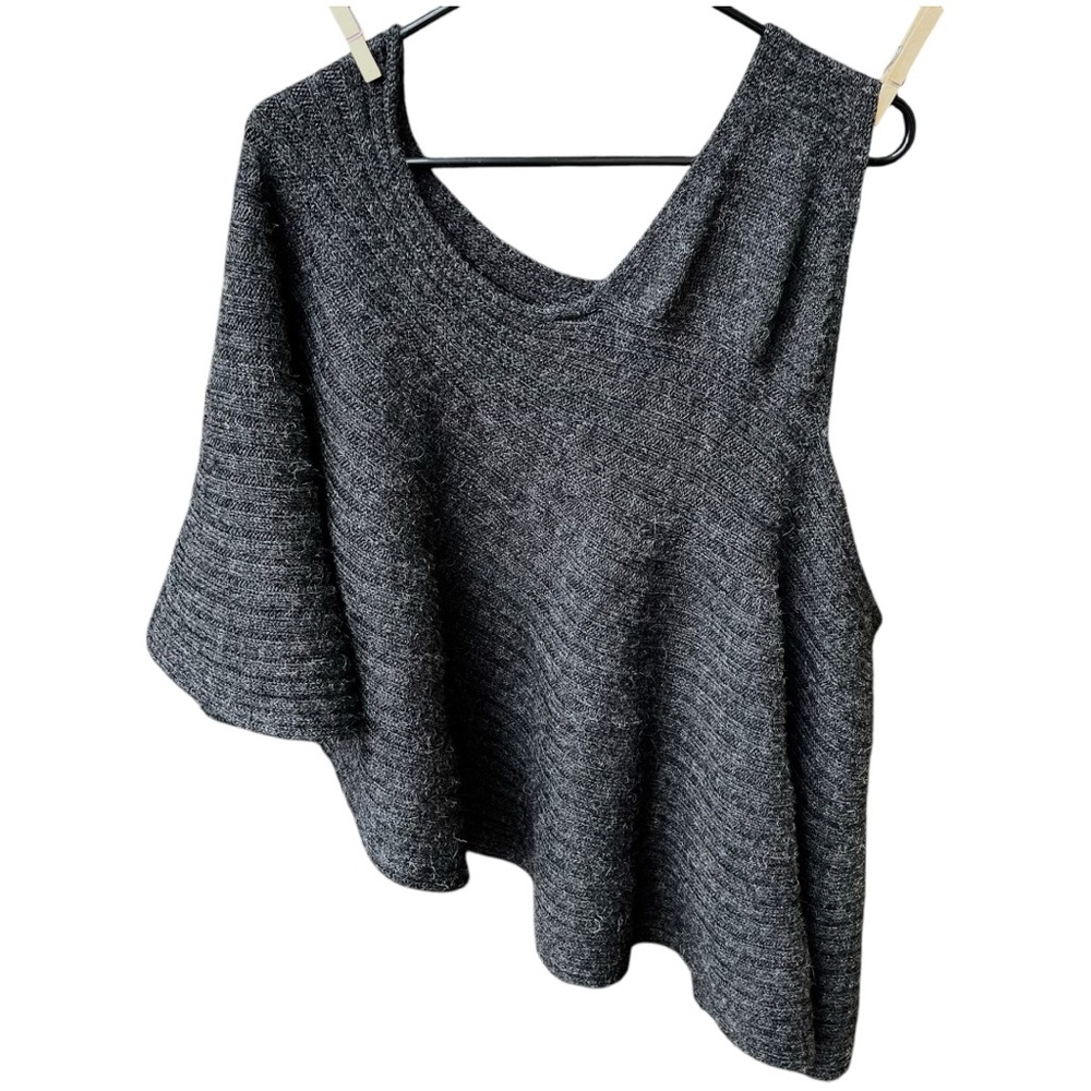 Peruvian Link 100% Alpaca Ribbed Shawl In Charcoal Gray O/S